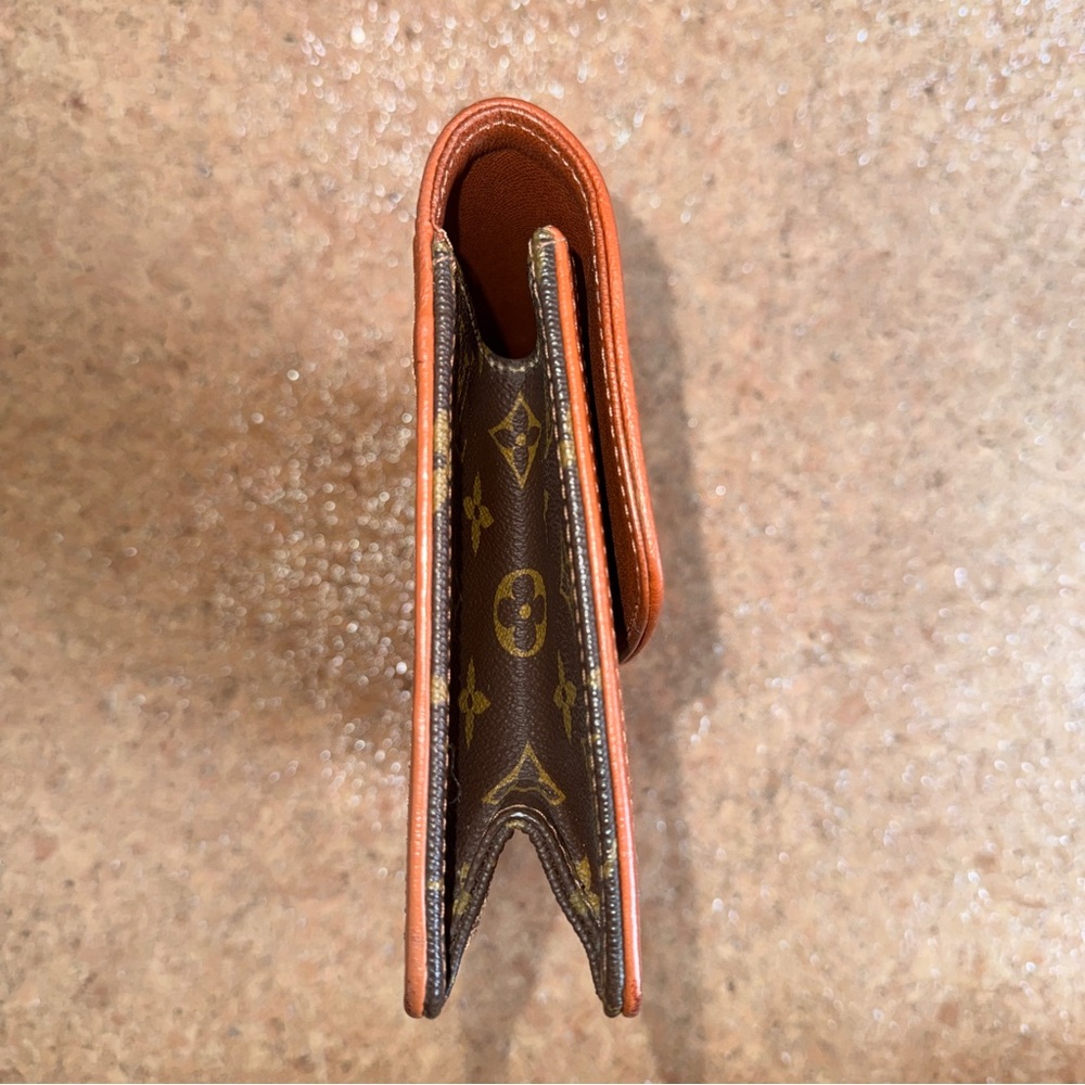 Louis Vuitton GM Pochette Dame Monogram Clutch (1987) - Picture 8 of 16